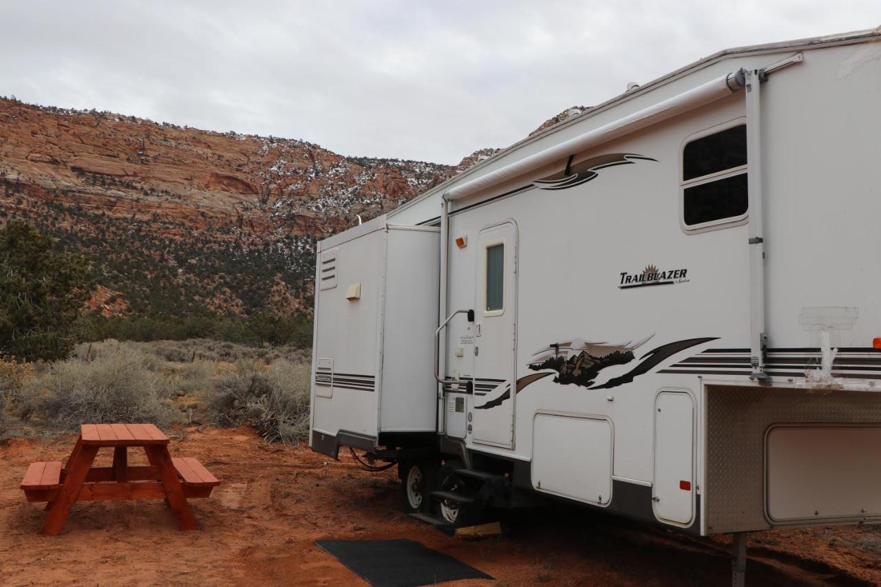 Camp Valhalla at Zion Hotel Colorado City Esterno foto