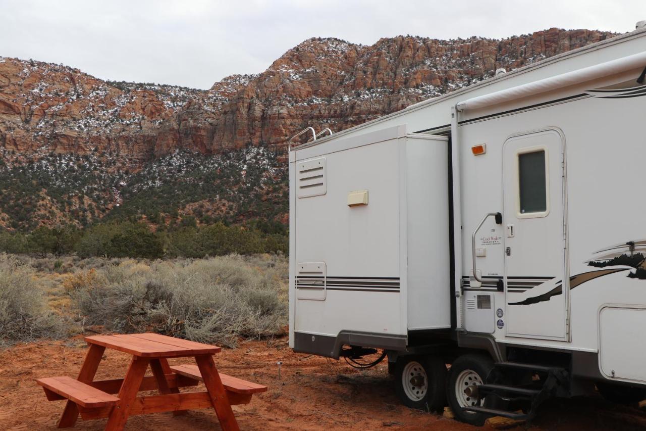 Camp Valhalla at Zion Hotel Colorado City Esterno foto